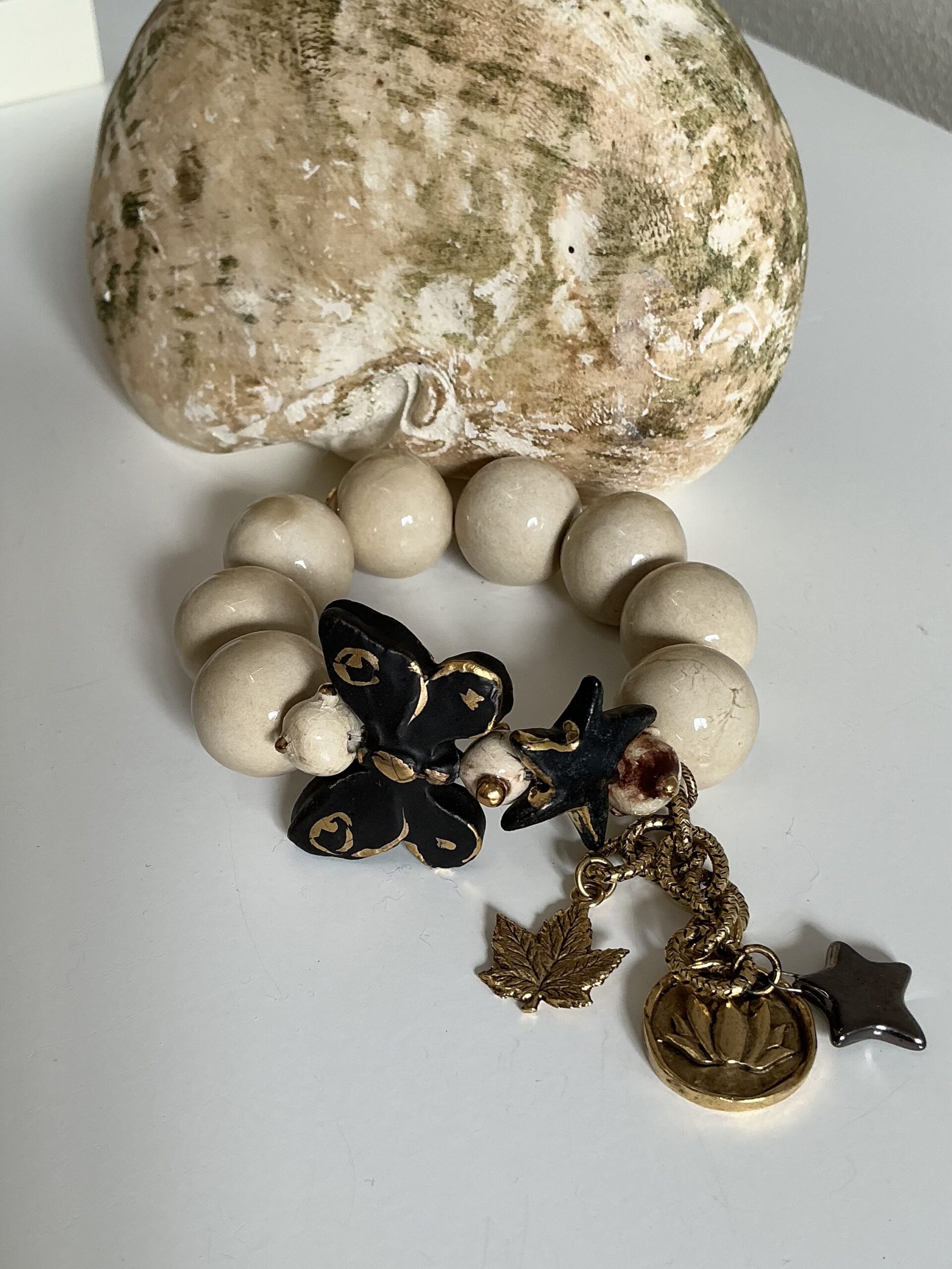 Bracelet “Secouant la poudre de tes ailes “ – Image 2